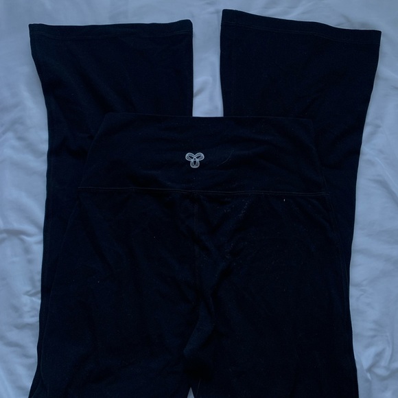 TNA ATMOSPHERE FLARE LEGGINGS - Picture 2 of 3